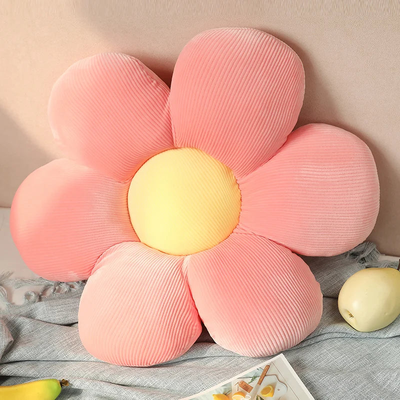 Daisy Flower Cushion - Dewdrop Blossom