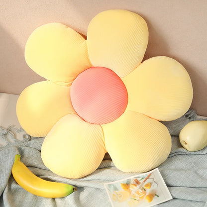 Daisy Flower Cushion - Dewdrop Blossom