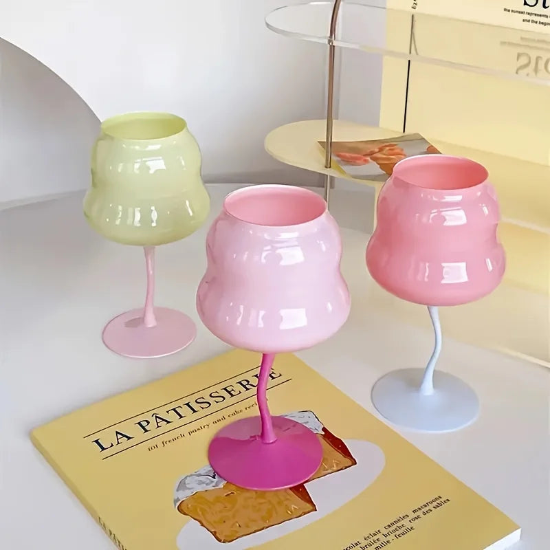 Pastel Wavy Wine Glass